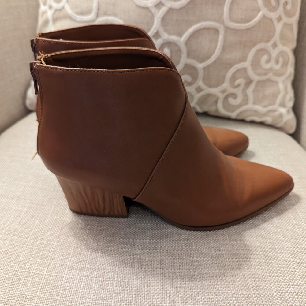 Qupid Cognac Pointed Booties Size 8.5 - image 6